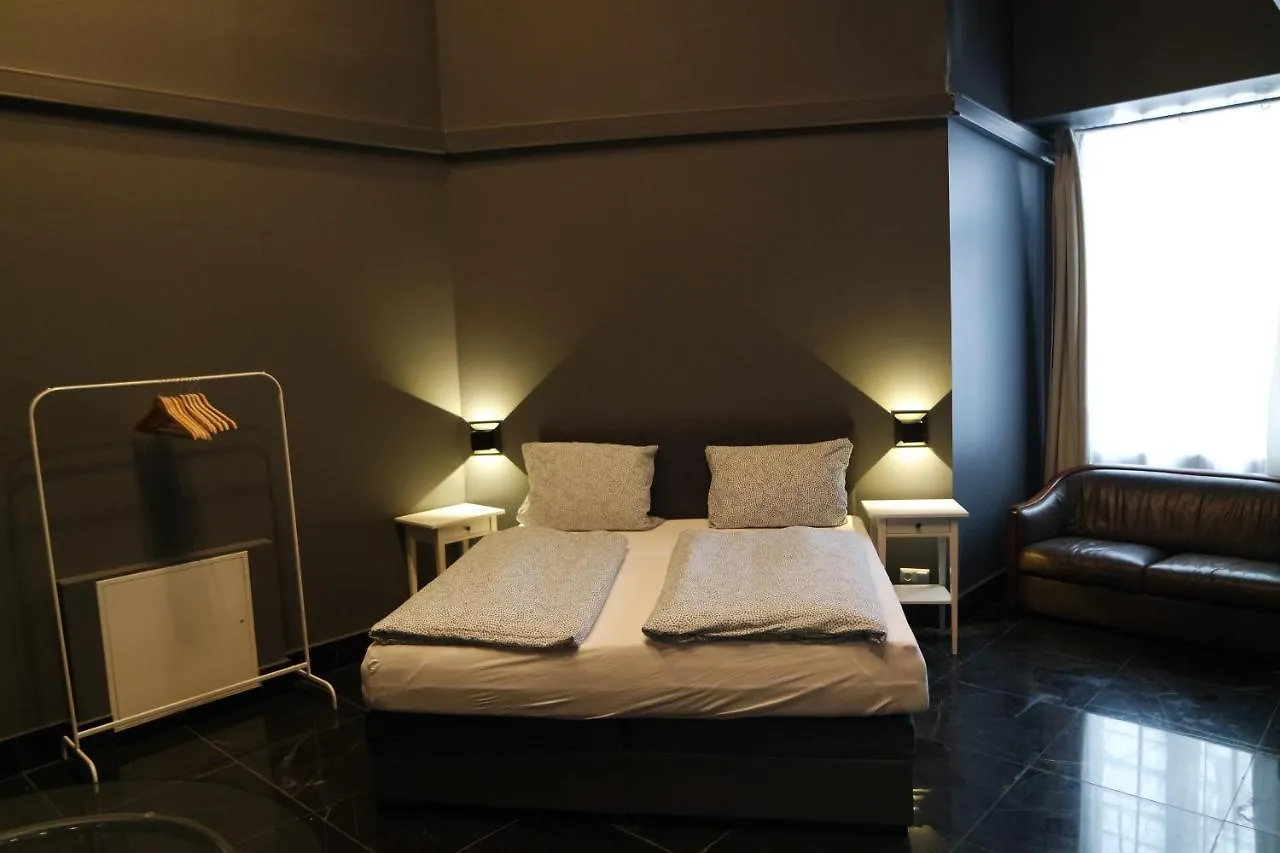Atelier Cologne Lofts Apartment