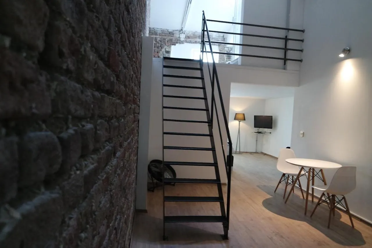 Atelier Cologne Lofts Apartment